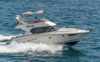 Jeanneau Prestige 400 - Split Boat Rentals